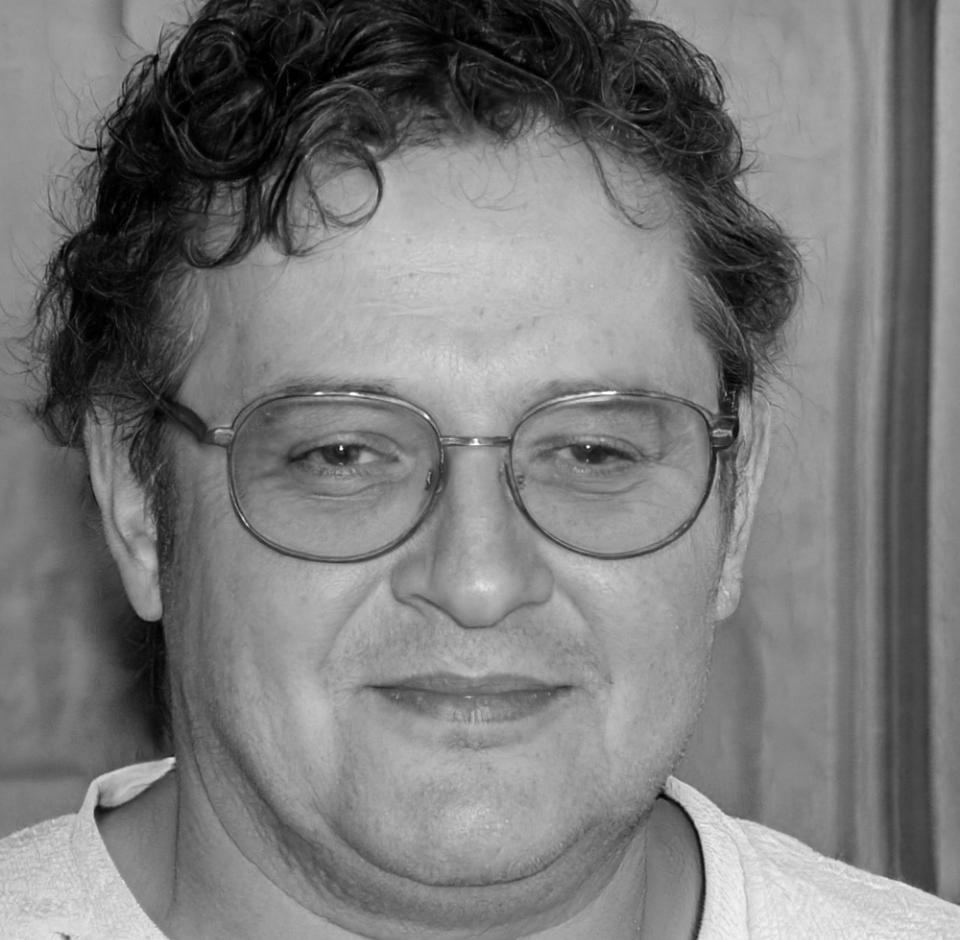 Finanzberater Thomas Schneider bei einer Beratungssitzung